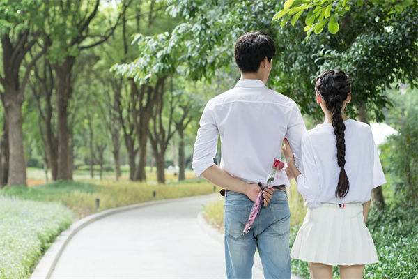廣東一公司發(fā)錢鼓勵(lì)員工談戀愛，品牌營銷怎么看？