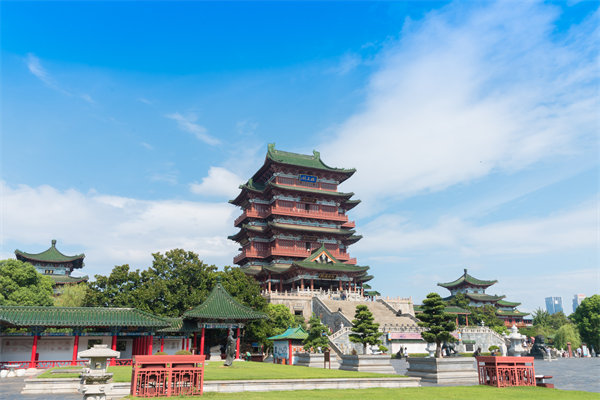 企業(yè)如何借助南昌戰(zhàn)略咨詢公司把握市場(chǎng)機(jī)遇與趨勢(shì)？